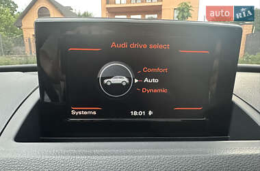 Внедорожник / Кроссовер Audi Q3 2017 в 