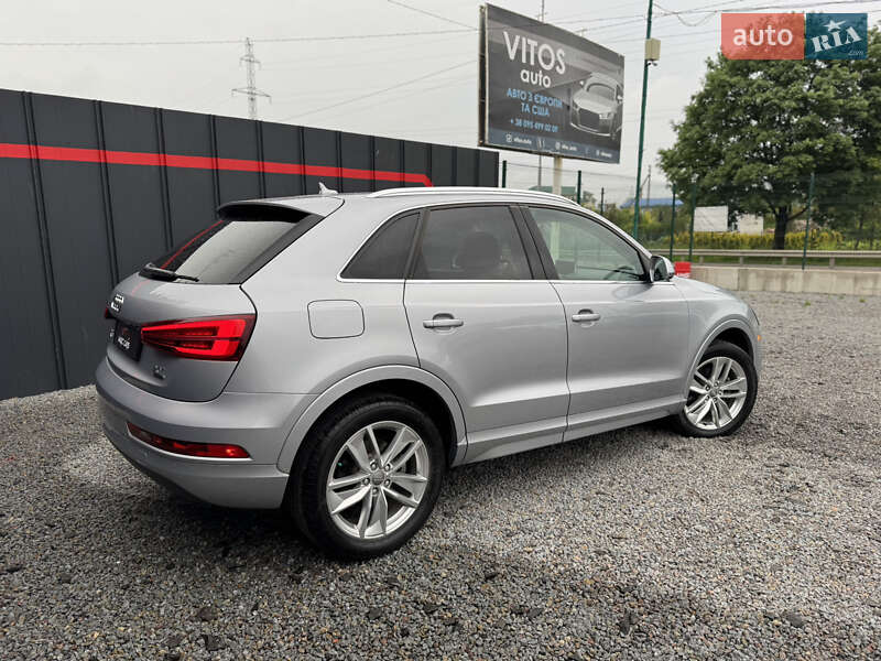 Позашляховик / Кросовер Audi Q3 2015 в Луцьку