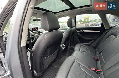 Внедорожник / Кроссовер Audi Q3 2015 в 