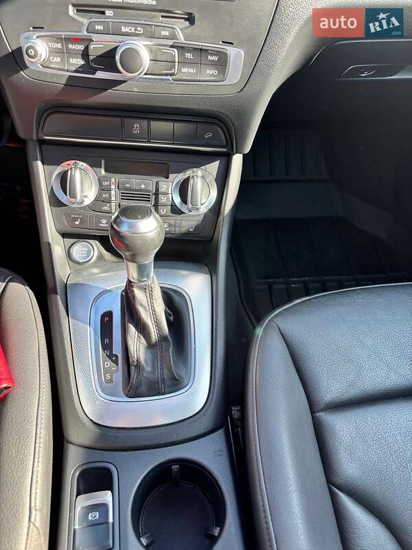 Внедорожник / Кроссовер Audi Q3 2014 в Львове