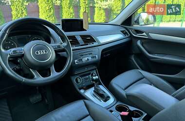 Позашляховик / Кросовер Audi Q3 2016 в 