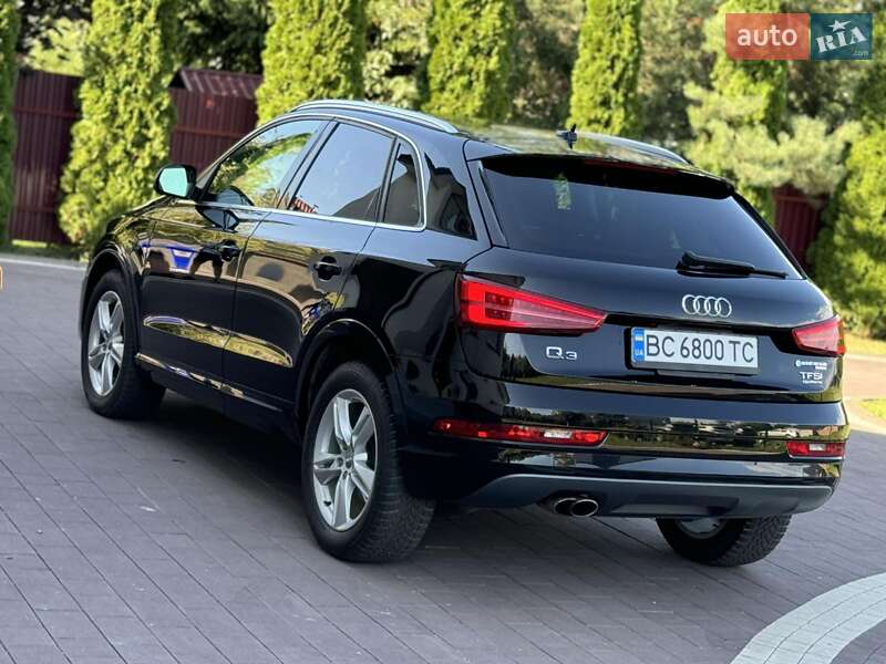 Внедорожник / Кроссовер Audi Q3 2016 в Львове