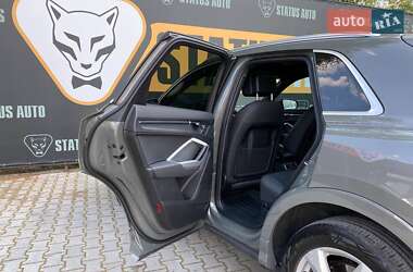 Внедорожник / Кроссовер Audi Q3 2019 в 