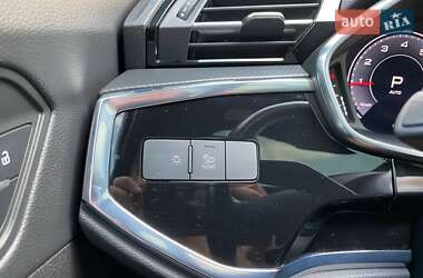 Внедорожник / Кроссовер Audi Q3 2019 в 