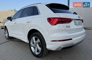 Внедорожник / Кроссовер Audi Q3 2019 в 
