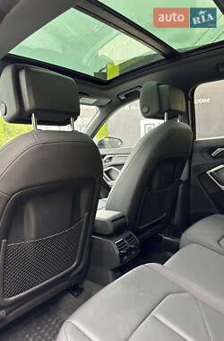 Внедорожник / Кроссовер Audi Q3 2020 в 
