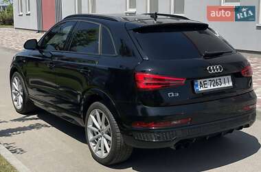 Внедорожник / Кроссовер Audi Q3 2017 в 