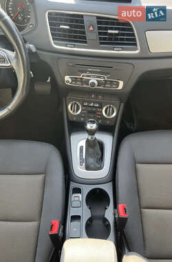 Внедорожник / Кроссовер Audi Q3 2014 в 