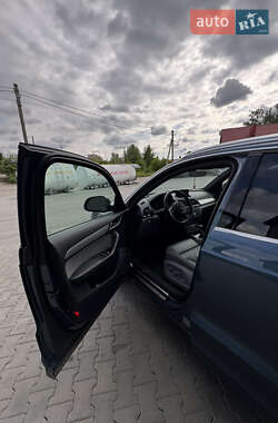 Внедорожник / Кроссовер Audi Q3 2015 в 