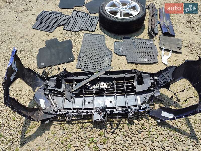 Внедорожник / Кроссовер Audi Q3 2022 в Стрые