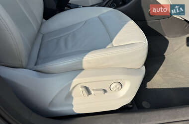 Внедорожник / Кроссовер Audi Q3 2014 в 