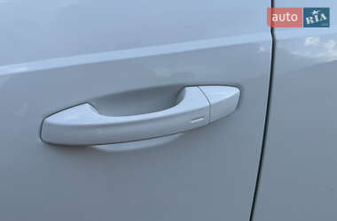 Внедорожник / Кроссовер Audi Q3 2021 в 