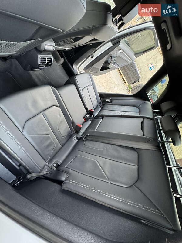 Внедорожник / Кроссовер Audi Q3 2021 в Одессе