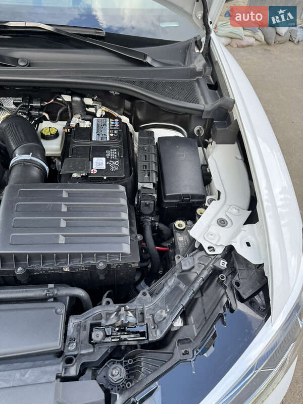 Внедорожник / Кроссовер Audi Q3 2021 в Одессе