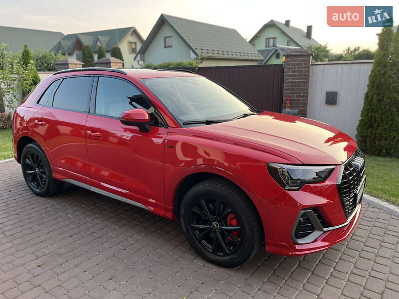 Audi Q3 2021