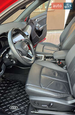 Внедорожник / Кроссовер Audi Q3 2021 в 