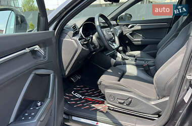 Внедорожник / Кроссовер Audi Q3 2020 в 
