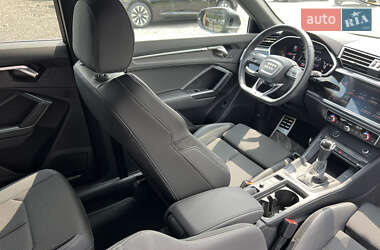 Внедорожник / Кроссовер Audi Q3 2020 в 