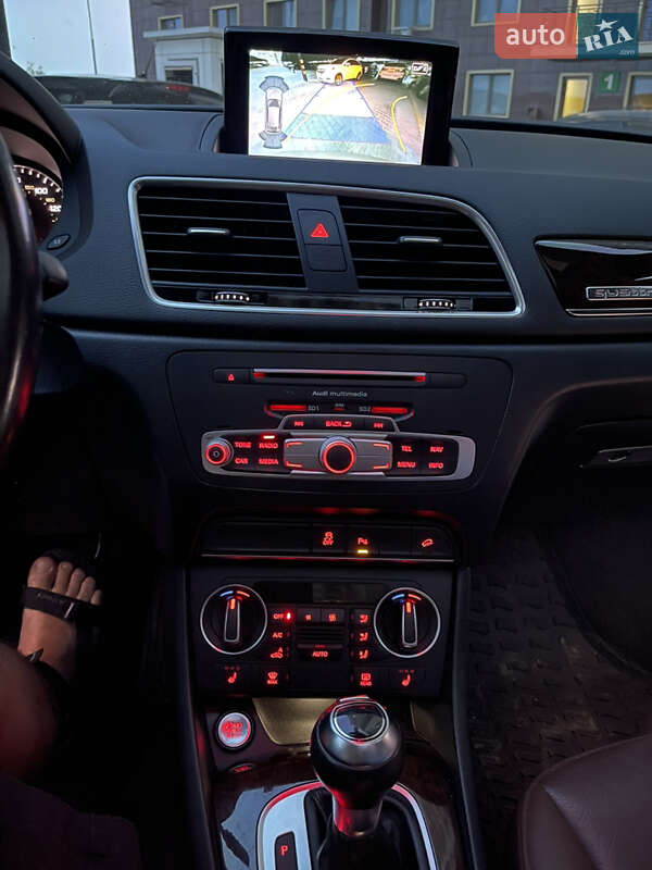 Внедорожник / Кроссовер Audi Q3 2016 в Одессе