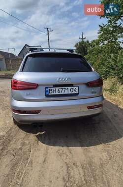 Внедорожник / Кроссовер Audi Q3 2015 в 