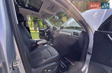 Внедорожник / Кроссовер Audi Q3 2016 в 