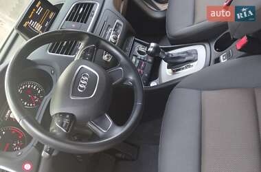Внедорожник / Кроссовер Audi Q3 2015 в 