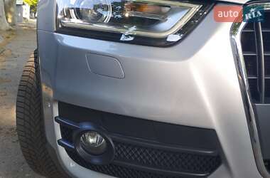 Внедорожник / Кроссовер Audi Q3 2015 в 