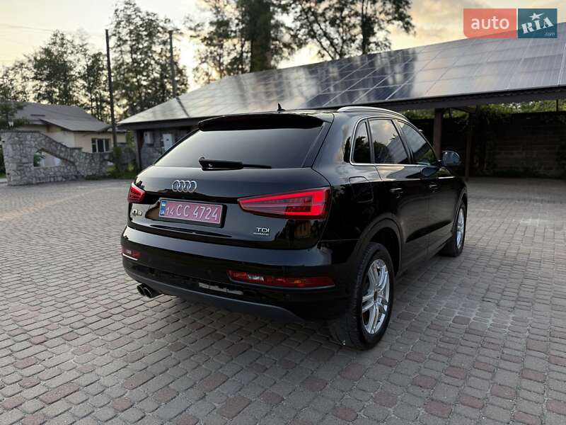 Внедорожник / Кроссовер Audi Q3 2016 в Калуше