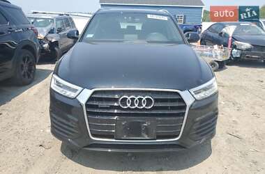 Внедорожник / Кроссовер Audi Q3 2016 в 
