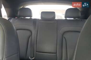 Внедорожник / Кроссовер Audi Q3 2016 в 