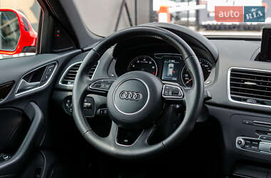 Внедорожник / Кроссовер Audi Q3 2017 в 