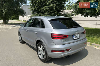 Внедорожник / Кроссовер Audi Q3 2015 в 