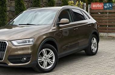Внедорожник / Кроссовер Audi Q3 2012 в 