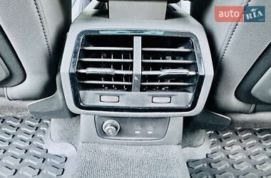 Внедорожник / Кроссовер Audi Q3 2021 в 