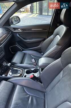 Внедорожник / Кроссовер Audi Q3 2014 в 