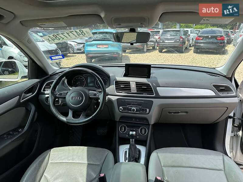 Внедорожник / Кроссовер Audi Q3 2017 в Стрые