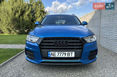 Позашляховик / Кросовер Audi Q3 2016 в Дніпрі