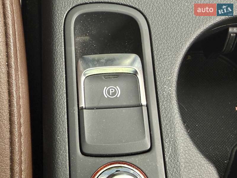 Внедорожник / Кроссовер Audi Q3 2018 в Харькове