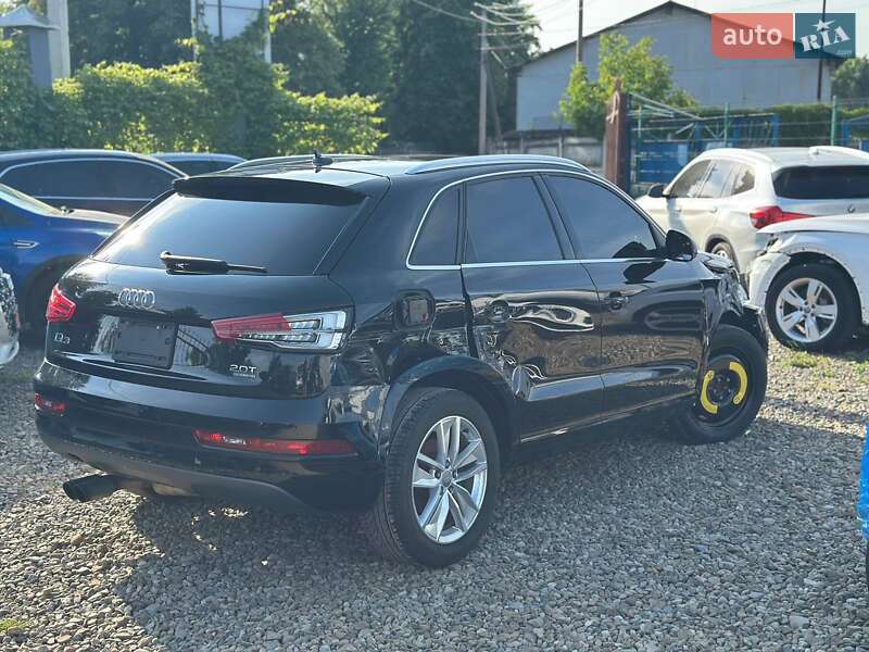 Позашляховик / Кросовер Audi Q3 2016 в Стрию