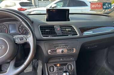 Внедорожник / Кроссовер Audi Q3 2016 в 