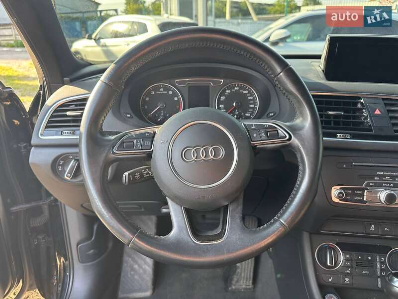 Позашляховик / Кросовер Audi Q3 2016 в Стрию