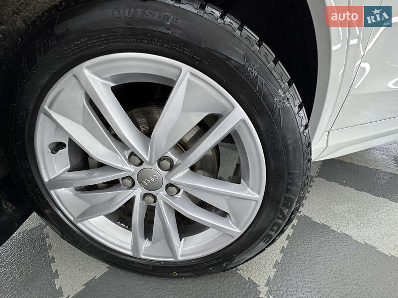 Внедорожник / Кроссовер Audi Q3 2018 в Трускавце