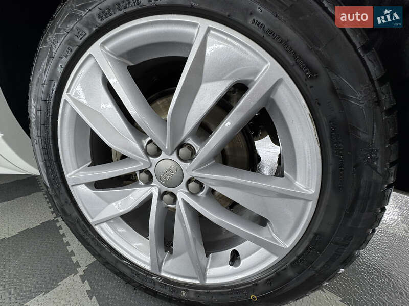 Внедорожник / Кроссовер Audi Q3 2018 в Трускавце