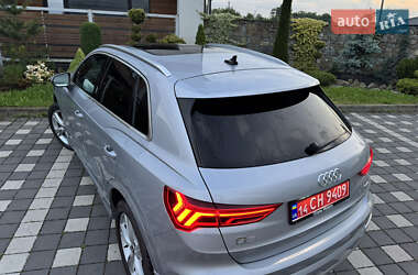 Внедорожник / Кроссовер Audi Q3 2019 в 