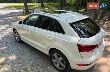 Внедорожник / Кроссовер Audi Q3 2015 в 