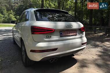 Внедорожник / Кроссовер Audi Q3 2015 в 