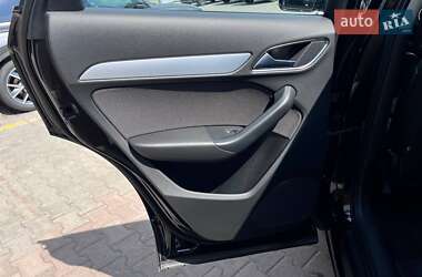 Внедорожник / Кроссовер Audi Q3 2013 в 