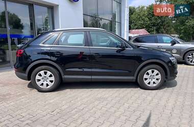 Внедорожник / Кроссовер Audi Q3 2013 в 