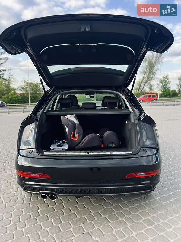 Внедорожник / Кроссовер Audi Q3 2014 в Тернополе