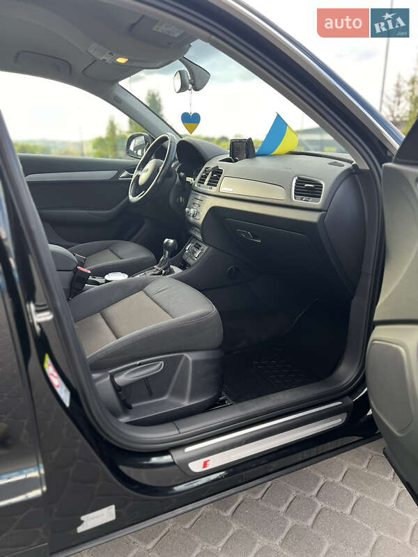 Внедорожник / Кроссовер Audi Q3 2014 в Тернополе